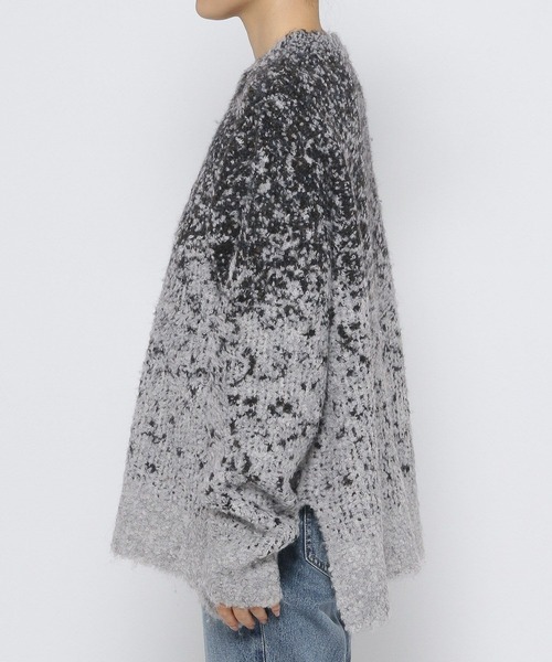 LOWRYS FARM(ローリーズファーム)の「グラデーションニットプルオーバーLS 974478(ニット/セーター・レディース・アイボリー/ブルー/ブラック/グリーン・FREE)」の19枚目の写真