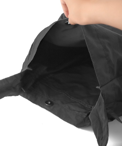 ANEMONE（アネモネ）の「ギャザーハンドルスクエアショルダーバッグ（トートバッグ・レディース・ブルー/ライトグレー/カーキ/ブラック/ブラウン/グリーン/ベージュ/ホワイト・FREE）」の15枚目の写真