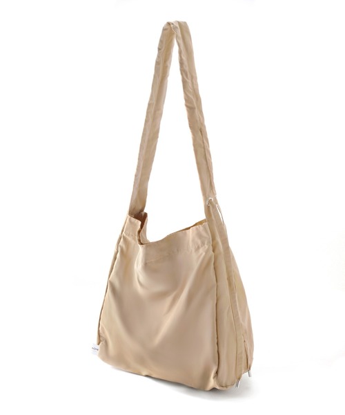 ANEMONE（アネモネ）の「ギャザーハンドルスクエアショルダーバッグ（トートバッグ・レディース・ブルー/ライトグレー/カーキ/ブラック/ブラウン/グリーン/ベージュ/ホワイト・FREE）」の20枚目の写真