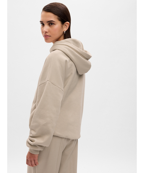 GAP(ギャップ)の「ヴィンテージソフト パーカー(パーカー・レディース・ライトグレー/ホワイト系その他/ブラウン系その他/ピンク/ブルー・XS/XL/M/L/XXS/S)」の6枚目の写真