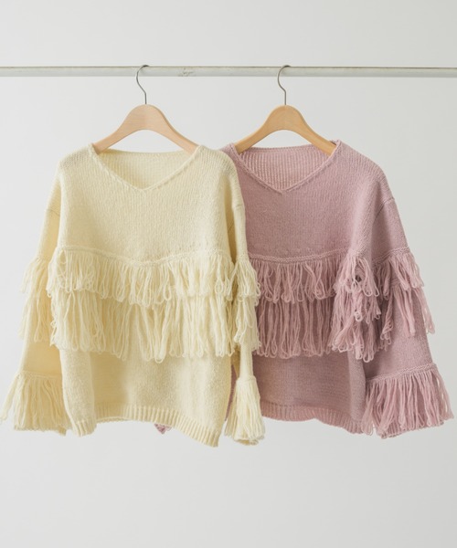 idem（イデム）の「fringe loose knit/フリンジニット（ニット/セーター・レディース・アイボリー/ピンク・FREE）」の3枚目の写真