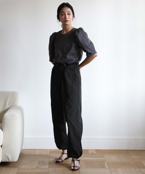 UR'S(ユアーズ)の「ドロストジョガーパンツ/ラッシュガード(ラッシュガード・レディース・オリーブ/アイボリー/ブラック・S/L/M)」の8枚目の写真