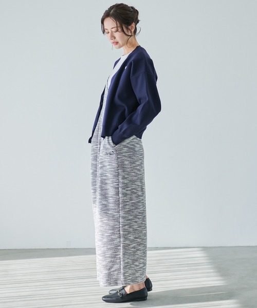 Arnold Palmer(アーノルドパーマー)の「パールボタン ニットカーディガン(カーディガン/ボレロ・レディース・アイボリー/ネイビー/ブラック・S/M/L)」の9枚目の写真