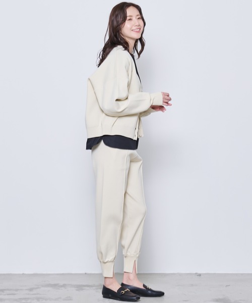 Arnold Palmer(アーノルドパーマー)の「パールボタン ニットカーディガン(カーディガン/ボレロ・レディース・アイボリー/ネイビー/ブラック・S/M/L)」の13枚目の写真