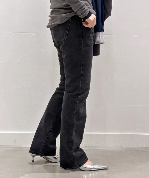 Citizens of humanity（シチズンズオブヒューマニティー）の「【CITIZENS of HUMANITY】RYAN LOW SLUNG UNIS（デニムパンツ・レディース・ブラック系その他・24/25/26/27/28）」の2枚目の写真