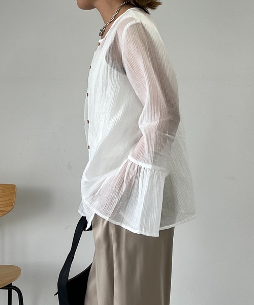 un dix cors（アンディコール）の「フレアスリーブ2WAYシアーブラウス（シャツ/ブラウス・レディース・ブラック/オフホワイト/ブルー・FREE）」の6枚目の写真