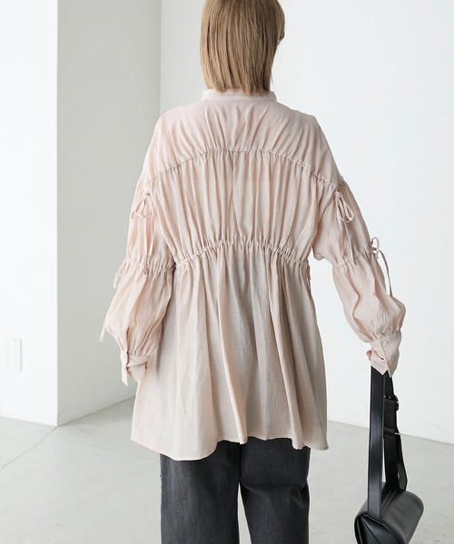 forksy.（フォルクシー）の「【forksy.】クレープシアーシャーリングリボンシャツ（シャツワンピース・レディース・ブルー/オフホワイト/ベージュ・FREE）」の17枚目の写真