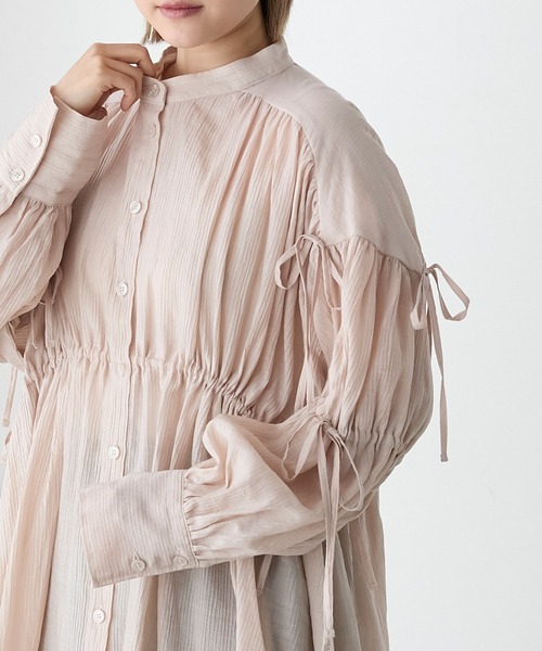 forksy.（フォルクシー）の「【forksy.】クレープシアーシャーリングリボンシャツ（シャツワンピース・レディース・ブルー/オフホワイト/ベージュ・FREE）」の18枚目の写真