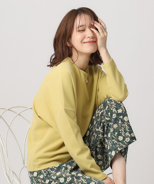 DRESKIP（ドレスキップ）の「◆オンにもオフにも 上品で軽やかに なめらかタッチダンボールトップス（Tシャツ/カットソー・レディース・ライトブルー/ブラック/ライトベージュ/ライトイエロー系・02/03/04）」の4枚目の写真