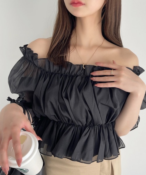 Ada.(エイダ)の「2WAY オフショル シアー ギャザー ブラウス(シャツ/ブラウス・レディース・ブラック/ライトブルー/ホワイト/グレー・FREE)」の16枚目の写真