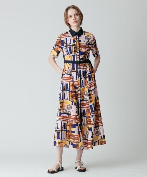 allureville（アルアバイル）の「モダンアートプリントハーフスリーブ