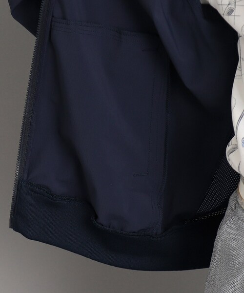 adabat（アダバット）の「◆背中メッシュ 異素材組み合わせ ライトアウター（ブルゾン・レディース・ホワイト/ネイビー・42/40/38）」の5枚目の写真