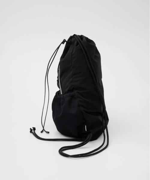 SLY(スライ)の「SPORTY DETAIL KNAPSACK スポーティ ディテール ナップサック(バックパック/リュック・レディース・ブラック/シルバー・FREE)」の7枚目の写真