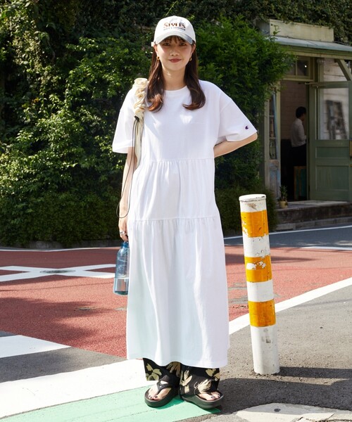 FREAK'S STORE（フリークスストア）の「限定展開 Champion/チャンピオン 別注 切り替え 半袖ワンピース（ワンピース・レディース・オフホワイト/グレー/ブラック/グリーン/ネイビー・SMALL/MEDIUM）」の7枚目の写真