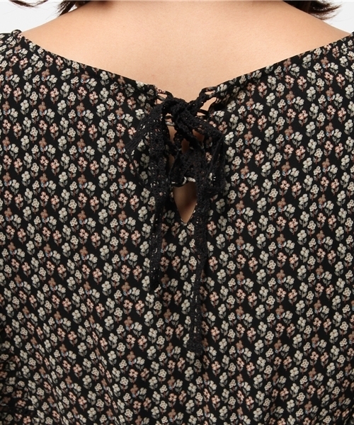 natural couture（ナチュラルクチュール）の「【natural couture NICE CLAUP】花柄ワンピース（ワンピース・レディース・ベージュ/ボルドー/ブラック・FREE）」の9枚目の写真