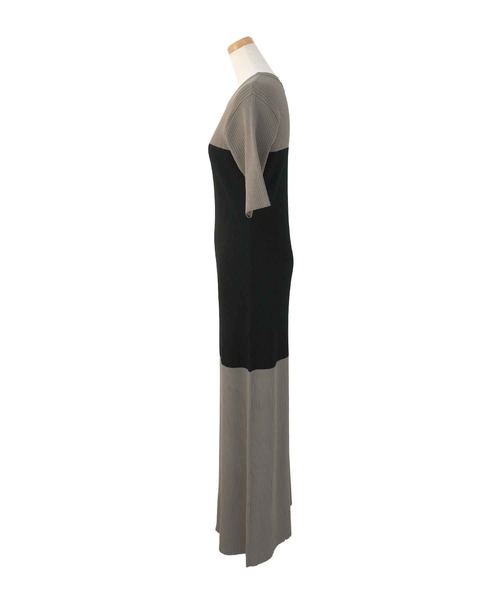 MIELI INVARIANT(ミエリインヴァリアント)の「Bicolor Bustier Knit Dress(ワンピース・レディース・モカ/ブルーグレー・FREE)」の21枚目の写真