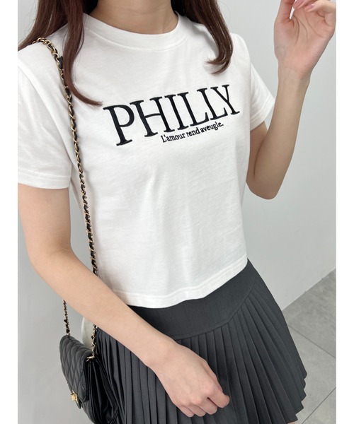 PHILLY(フィリー)の「【PHILLY】ロゴTシャツ(Tシャツ/カットソー・レディース・ブラック/ホワイト・FREE)」の3枚目の写真