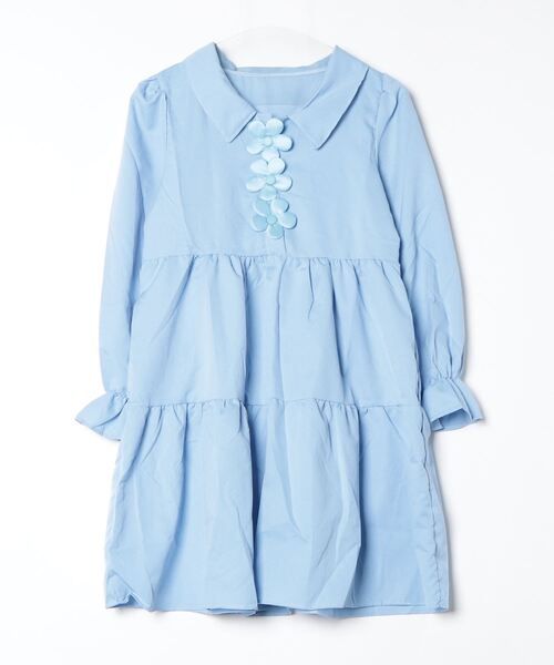 ENLIKE（エンリケ）の「フラワーボタンデザインティアードワンピ（ワンピース・レディース・ベージュ/ブルー・FREE）」の21枚目の写真
