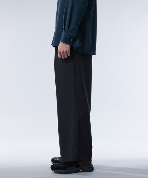極美品★ユナイテッドトウキョウ　DR WOOLハカマパンツ　2.2万　グレー　2 UNITED TOKYO（ユナイテッドトウキョウ）の「DRY WOOL