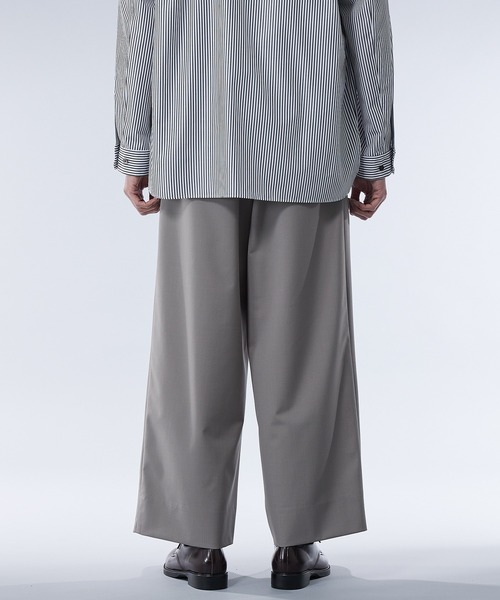 UNITED TOKYO（ユナイテッドトウキョウ）の「DRY WOOL ハカマパンツ｜セットアップ着用可能（スラックス・メンズ・グレー/ブラック・1/2）」の20枚目の写真