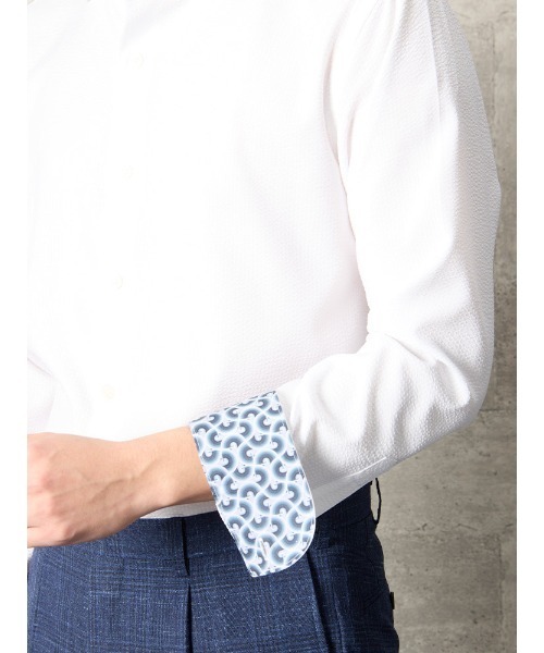 TRANS CONTINENTS（トランスコンチネンツ）の「TRANS CONTINENTS　サッカーシャツ　ホワイト（シャツ/ブラウス・メンズ・ホワイト・LL/L/M）」の4枚目の写真