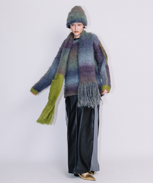 AULA AILA(アウラアイラ)の「グラデーションヘアリーニットハット(ハット・レディース・オレンジ/グレー/ブルー・0)」の6枚目の写真