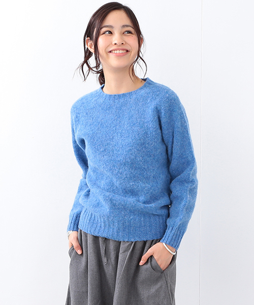 BEAMS BOY（ビームスボーイ）の「Nor’Easterly / シェトランド シャギー クルーニット 15FW（ニット/セーター・レディース・ナチュラル/グレー/ブラック/レッド系その他/オレンジ系その他/イエロー系その他/オリーブ/ブルー系その他・ONE SIZE）」の5枚目の写真