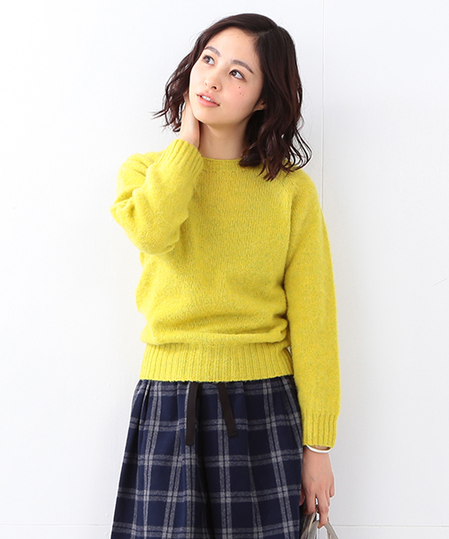 BEAMS BOY（ビームスボーイ）の「Nor’Easterly / シェトランド シャギー クルーニット 15FW（ニット/セーター・レディース・ナチュラル/グレー/ブラック/レッド系その他/オレンジ系その他/イエロー系その他/オリーブ/ブルー系その他・ONE SIZE）」の6枚目の写真
