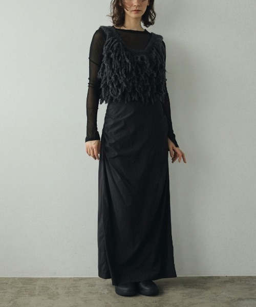 anuke（アンヌーク）の「anuke Tuck Long Skirt タックロング
