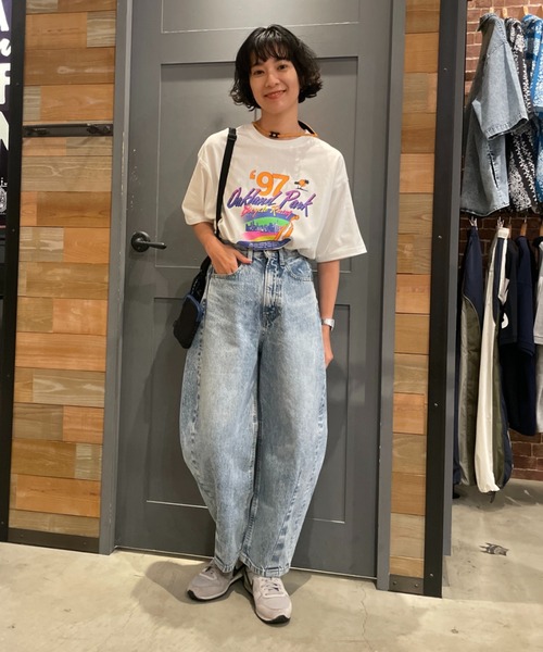 RODEO CROWNS WIDE BOWL（ロデオクラウンズワイドボウル）の「カーブデニム（デニムパンツ・レディース・ライトブルー/ブラック・SMALL/X-SMALL/LARGE/MEDIUM）」の22枚目の写真