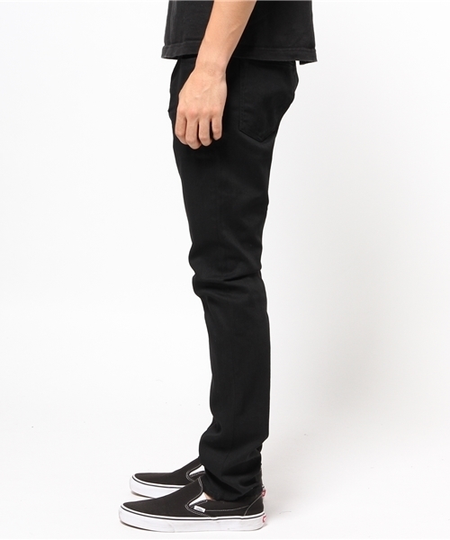 lideal（リデアル）の「lideal(リディアル) 別注スリムデニムパンツ（デニムパンツ・メンズ・ブラック・32/30/28/34）」の2枚目の写真