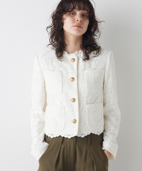 Whim Gazette（ウィムガゼット）の「レースジャケット（ノーカラージャケット・レディース・オフホワイト/モカ・FREE）」の2枚目の写真