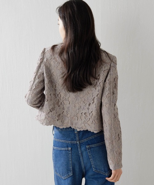 Whim Gazette（ウィムガゼット）の「レースジャケット（ノーカラージャケット・レディース・オフホワイト/モカ・FREE）」の8枚目の写真