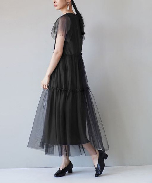 e-zakkamania stores(イーザッカマニアストアーズ)の「ティアードチュール ハーフスリーブワンピース(ワンピース・レディース・グレイッシュベージュ/ブラック/ブルー・M)」の16枚目の写真