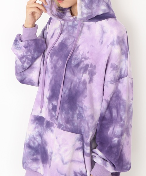 PUNYUS(プニュズ)の「タイダイビッグスウェットパーカー(パーカー・レディース・パープル/カーキ・3/4)」の16枚目の写真