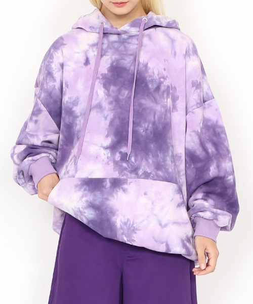 PUNYUS(プニュズ)の「タイダイビッグスウェットパーカー(パーカー・レディース・パープル/カーキ・3/4)」の17枚目の写真