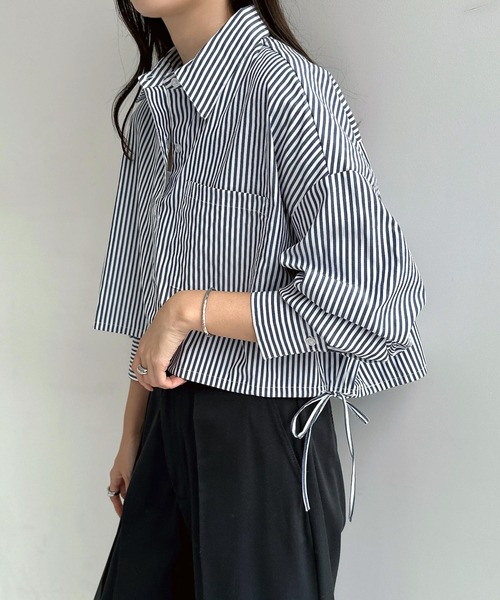 andme（アンドミー）の「無地/ストライプショート丈リボンシャツブラウス（シャツ/ブラウス・レディース・オフホワイト/ライトブルー/グレー×ホワイト/ネイビー×ホワイト・M）」の4枚目の写真