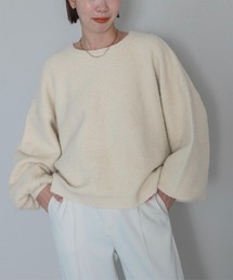 ウールブレンドクロップドクルーネックニット
