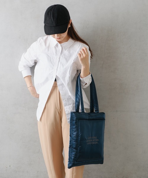 Actually（アクチュアリー）の「中綿スクエアトート（トートバッグ・レディース・ネイビー/ブラウン/シルバー/ブラック・フリー）」の11枚目の写真