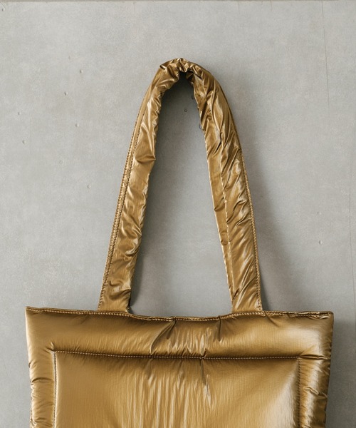 Actually（アクチュアリー）の「中綿スクエアトート（トートバッグ・レディース・ネイビー/ブラウン/シルバー/ブラック・フリー）」の16枚目の写真