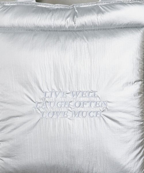 Actually（アクチュアリー）の「中綿スクエアトート（トートバッグ・レディース・ネイビー/ブラウン/シルバー/ブラック・フリー）」の7枚目の写真