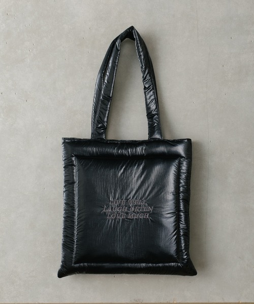 Actually（アクチュアリー）の「中綿スクエアトート（トートバッグ・レディース・ネイビー/ブラウン/シルバー/ブラック・フリー）」の13枚目の写真