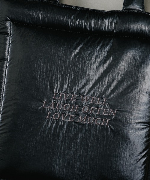 Actually（アクチュアリー）の「中綿スクエアトート（トートバッグ・レディース・ネイビー/ブラウン/シルバー/ブラック・フリー）」の12枚目の写真