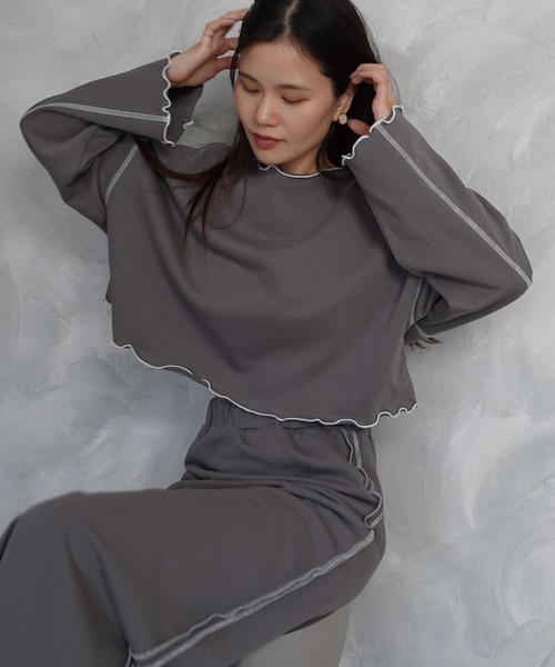 CORNERS（コーナーズ）の「配色ステッチ裏毛ショートトップス（スウェット・レディース・ピンク/オートミール/チャコールグレー/ブルー・M）」の2枚目の写真