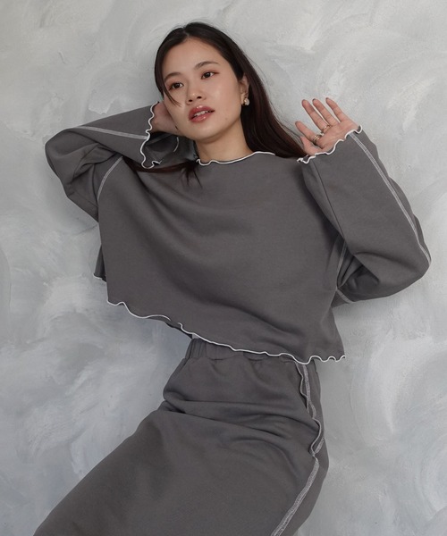 CORNERS（コーナーズ）の「配色ステッチ裏毛ショートトップス（スウェット・レディース・ピンク/オートミール/チャコールグレー/ブルー・M）」の11枚目の写真