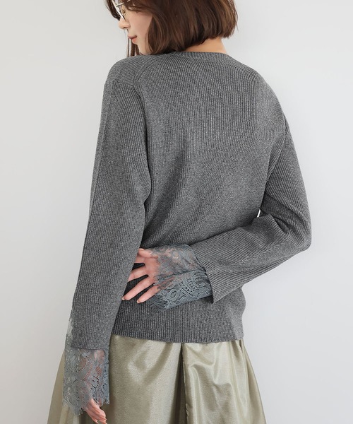 ELFRANK(エルフランク)の「袖口レースリブニットプルオーバー(Tシャツ/カットソー・レディース・ブラック/オフホワイト/チャコールグレー・FREE)」の17枚目の写真