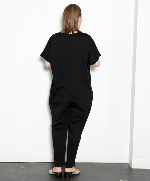 AMERICAN RAG CIE（アメリカンラグシー）の「THE FLATS Vネックオールインワン（つなぎ/オールインワン・レディース・ブラック・FREE）」の5枚目の写真