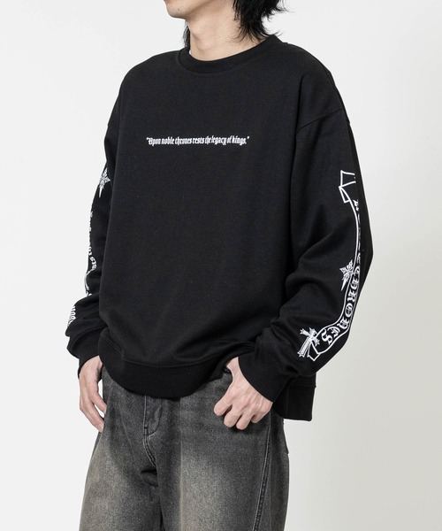 JOHN'S CLOSET(ジョンズクローゼット)の「【13】オールドイングリッシュロゴ ロングスリーブTシャツ(Tシャツ/カットソー・メンズ・ホワイト系1/ホワイト系2/ブラック系2/ブラック系1/ブラック/ブラック系その他/ホワイト・MEDIUM/LARGE)」の15枚目の写真