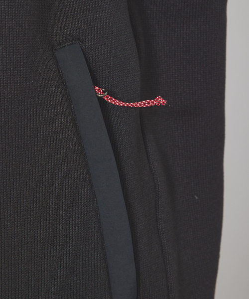 NANGA（ナンガ）の「【NANGA/ナンガ】POLARTEC FLEECE ZIP/ナンガ ポーラテックフリースジップブルゾン/ユニセックス（ブルゾン・メンズ・ブラック・M/L/XL）」の10枚目の写真