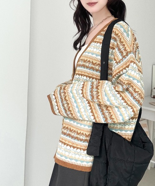 mily bilet(ミウィビレット)の「【mily bilet】大人レトロが気分♪冬に大活躍。レトロノルディックジップカーディガン(カーディガン/ボレロ・レディース・アイボリー/ブラック/ブルー・MEDIUM/SMALL/X-LARGE/LARGE)」の13枚目の写真